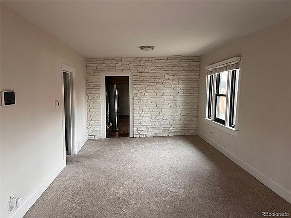 3rd image of 1470 W Byers Place