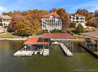 489 Forestridge Ln, Sunrise Beach, MO 65079