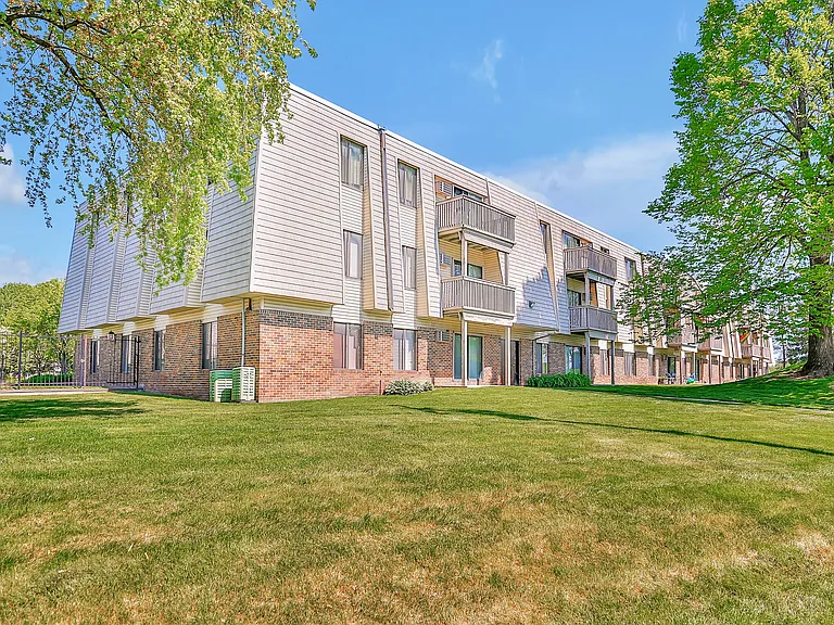 Eagle Pointe Community