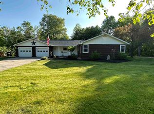 1591 Battle St, Webster, NH 03303