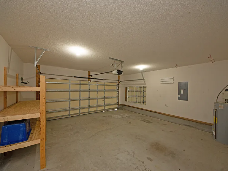 1112 Huff Dr — Photo 22