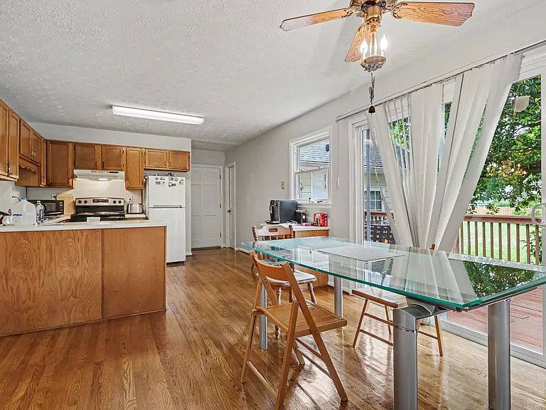 3695 Winters Hill Dr — Photo 9