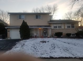 17704 Grandview Dr, Hazel Crest, IL 60429