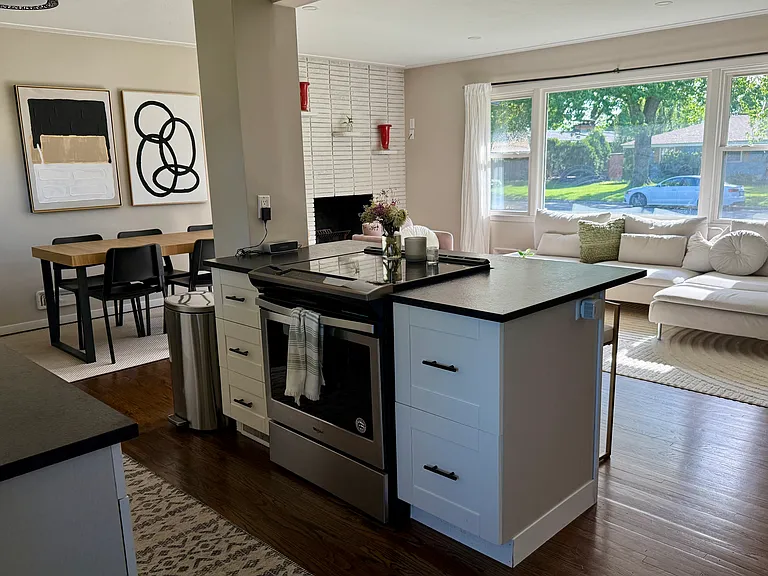 6517 Wilryan Ave — Photo 4