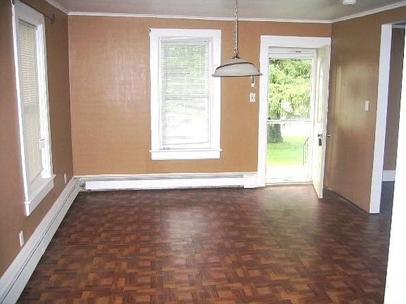 4th image of 883 Fonddulac Ave