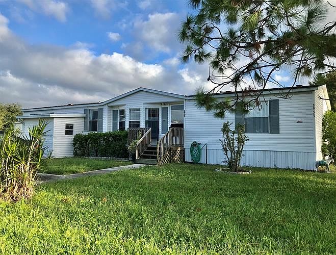 1st image of 3953 Glenwick Dr