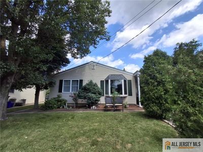 85 Pinetree Dr, Parlin, NJ, 08859