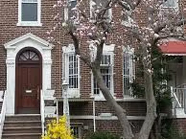 477 Crown Street image 1 of 9