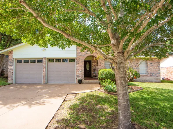 1003 Lawndale Ave, Brenham, TX 77833