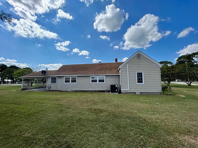 784 Sandy Hook Rd — Photo 10