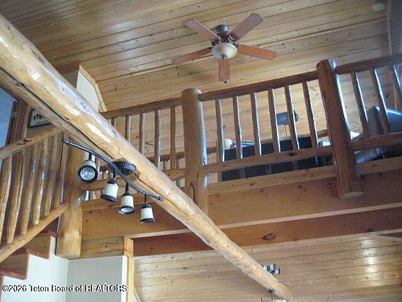 3rd image of 13 Tanner Dr