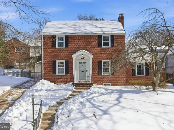 1135 N Powhatan St, Arlington, VA 22205