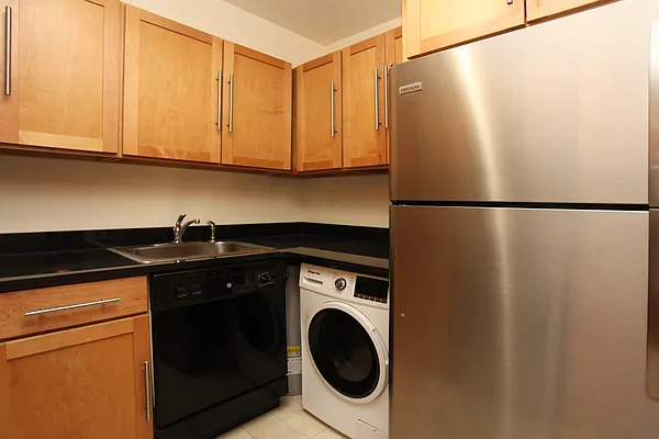 Rented by Ian Alexander Realty Group LLC | media 20