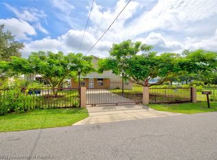 1610 N Oak Park Ave, Avon Park, FL 33825