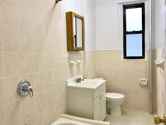 4th image of 510 Ocean Ave APT 3D