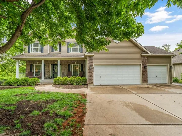 8923 NE 97th St, Kansas City, MO 64157