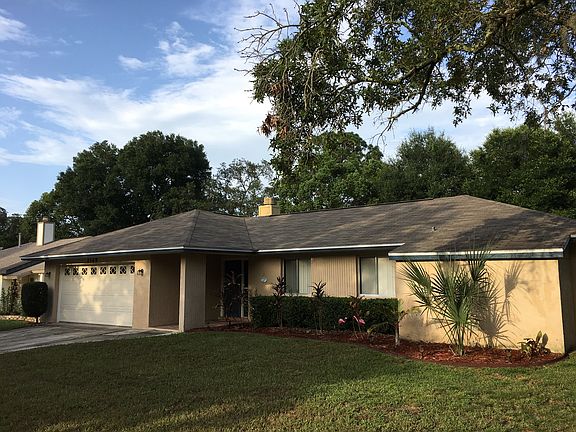 3rd image of 1349 Sterling Oaks Dr