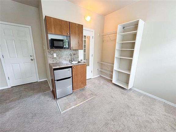 4th image of 16552 NE 84th Ct #8A