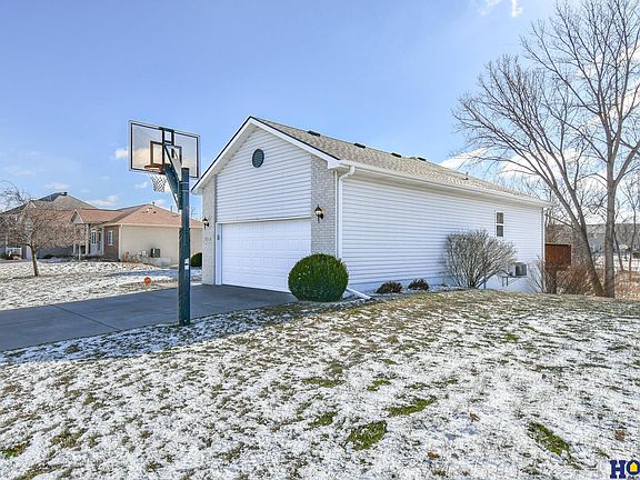 5th image of 2218 N 82nd St