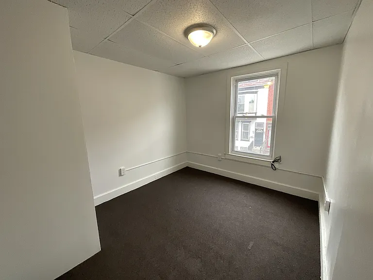 530 S Duke St — Photo 6