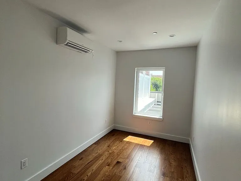 Century Tuer: Unveiling Our Exclusive Boutique Residences — Photo 57