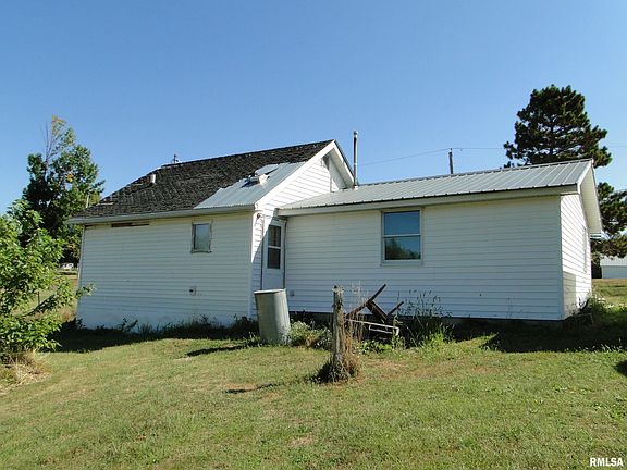 2nd image of 740 S Jackson St