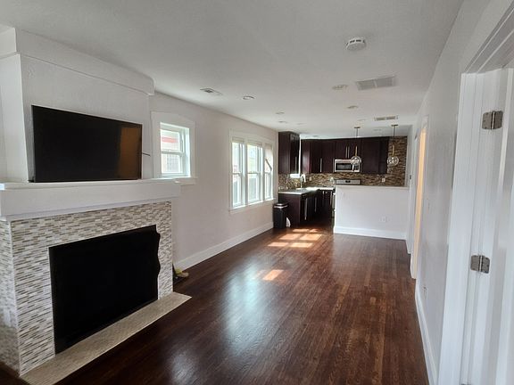 2nd image of 4531 Decatur St