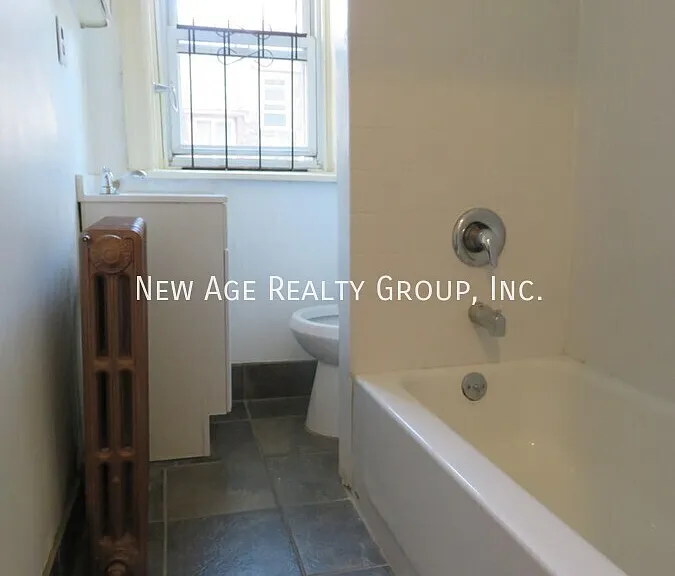 3705 Powelton Ave #3R — Photo 9