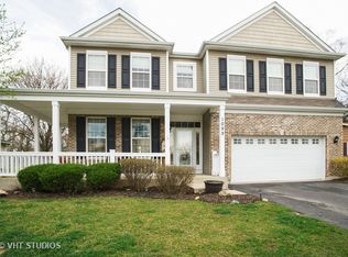 1099 Cheltenham Rd, Elk Grove Village, IL 60007