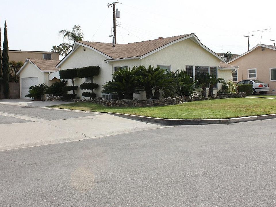 1st image of 10266 Faywood St