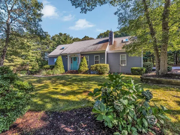 41 Old Kenyon Road, East Falmouth, MA 02536