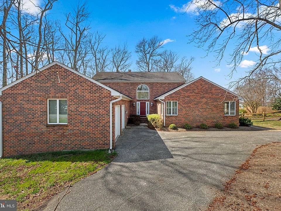 1st image of 1201 Southbreeze Ln