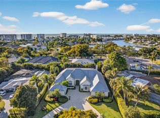 1675 Murex LN, NAPLES, FL 34102