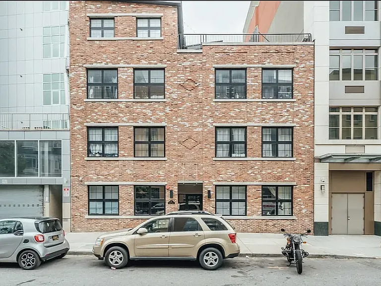 471 Keap St #1R — Photo 19