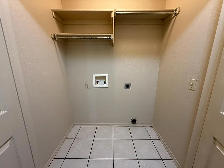 Unit Photo