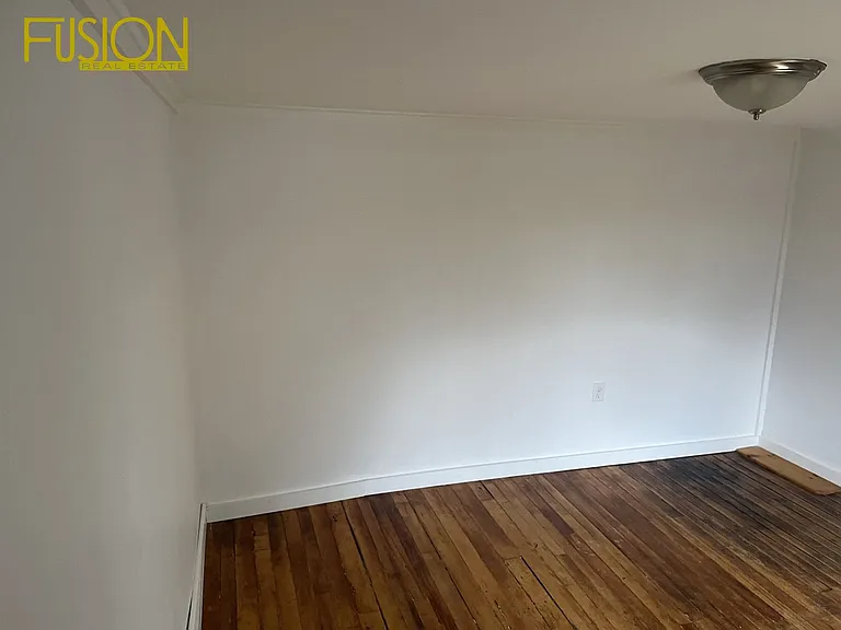 340 Manhattan Dr — Photo 63