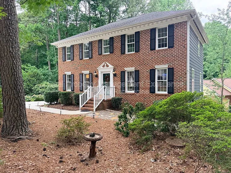 1208 Nottingham Dr — Photo 46