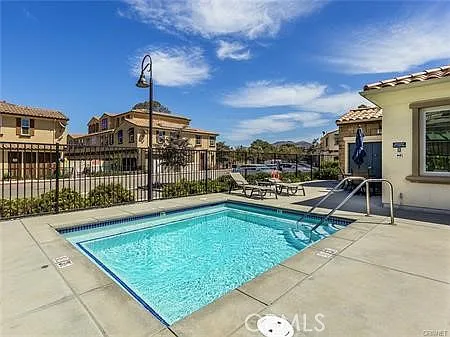 421 Camino Ruiz — Photo 38