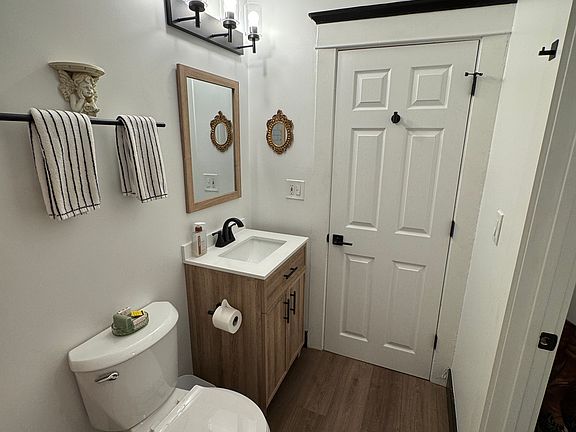 5th image of 1820 Echo Park Ave APT 3