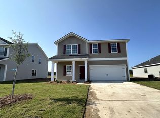 1233 Turpentine Trl, Hinesville, GA 31313