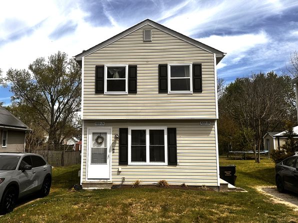 110 Maple Ave #B