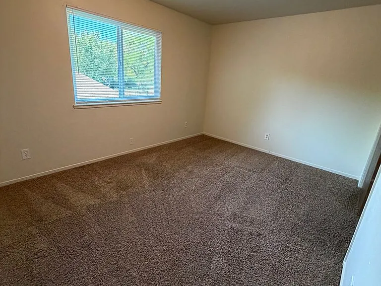 3352-3358 San Mateo Ct — Photo 10