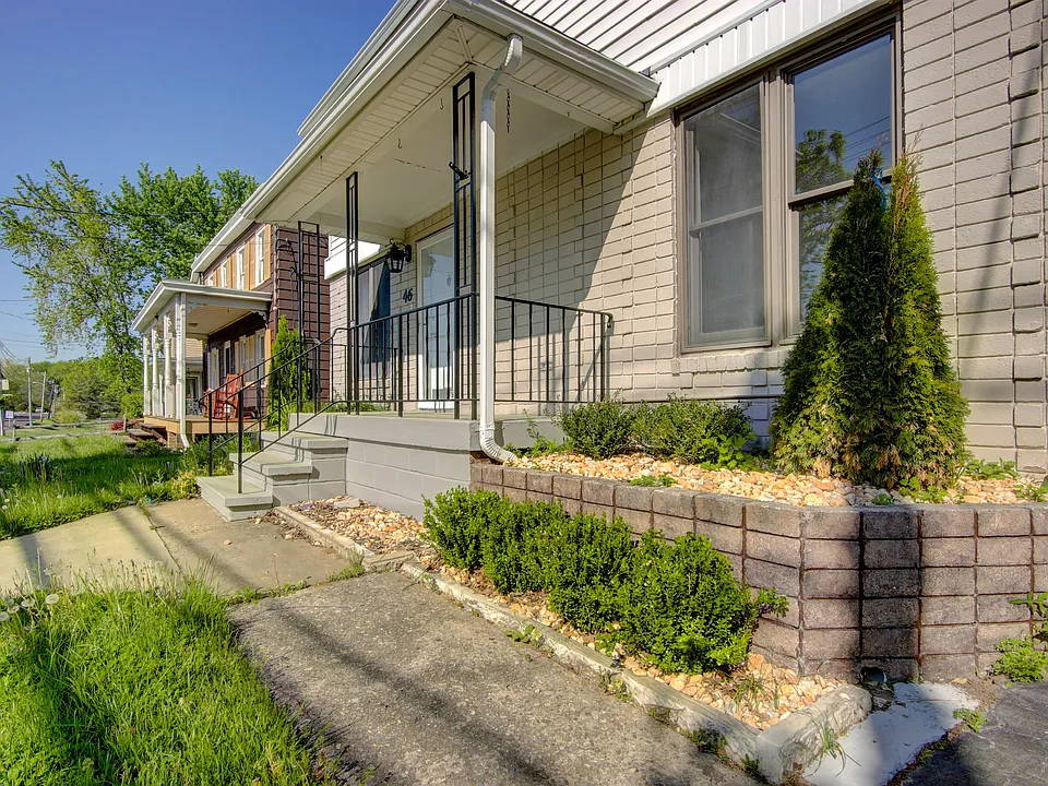 46 S Main St #46