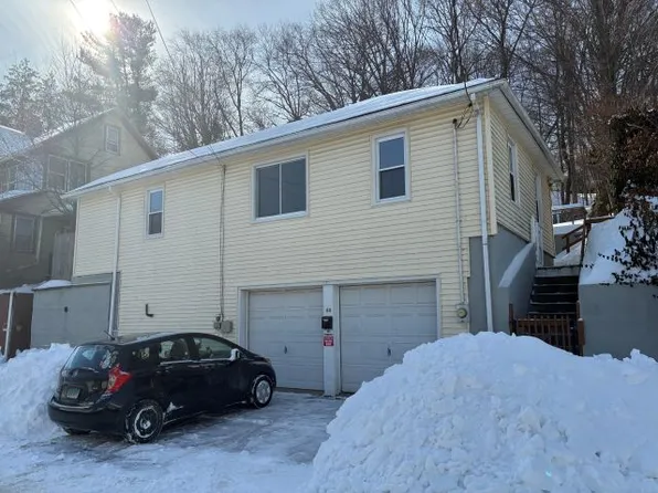 68 New St, Seymour, CT 06483