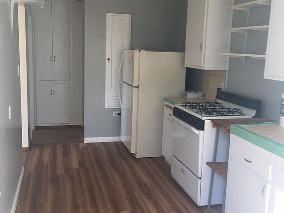 5th image of 4111 1/2 Hamilton St