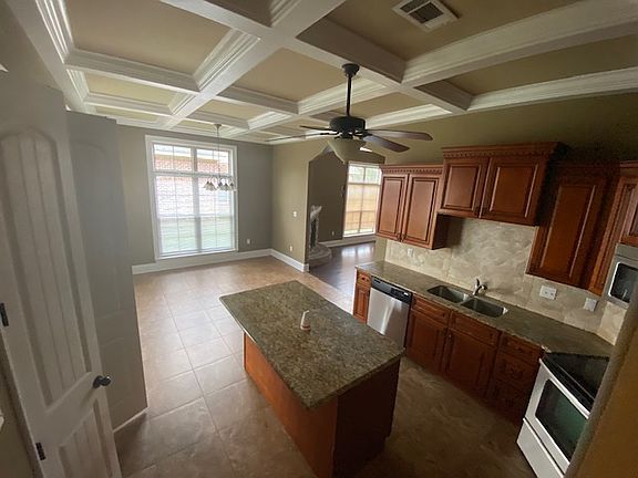2nd image of 524 Palm Breeze Dr