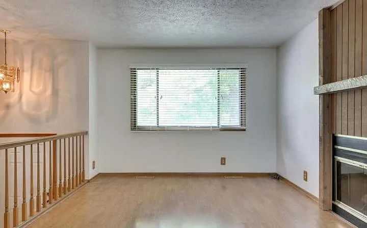 14812 Edna St — Photo 10