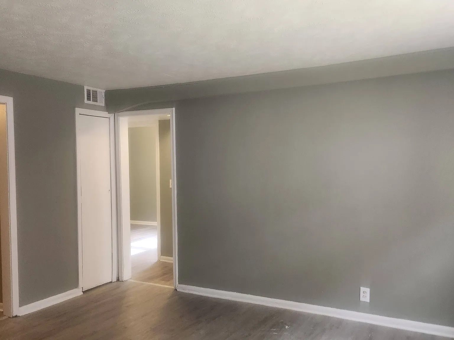 2 bed, $875 — Photo 3