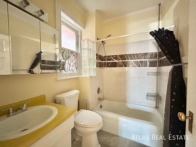 1560 N Gilpin St #1 — Photo 9