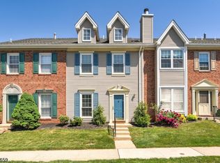 2806 Pinhorn Dr, Bridgewater, NJ 08807